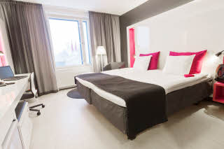 Photo by: JaniRajamaki Scandic Tempere Station, room, Family Standard